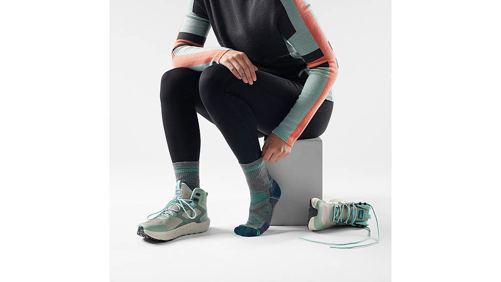 Smartwool Hike Light Cushion Mid Crew Socks - Womens