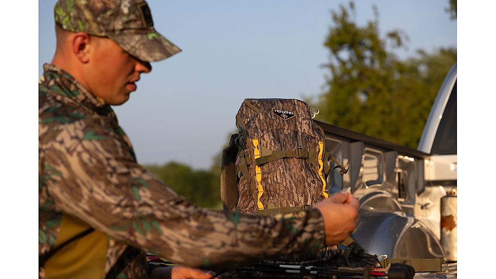 Tenzing 2300 Day Pack