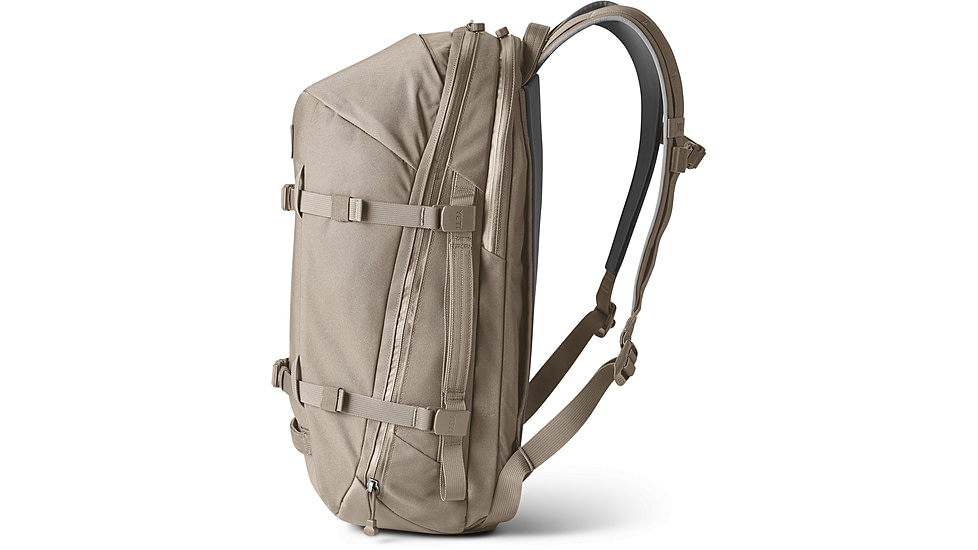 Yeti Crossroads 27L Backpack, Cape Dark Taupe, 26010000323