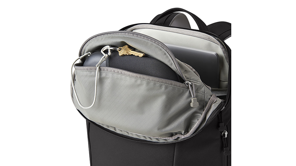 Yeti Crossroads Backpack, 22L, Black, 26010000279