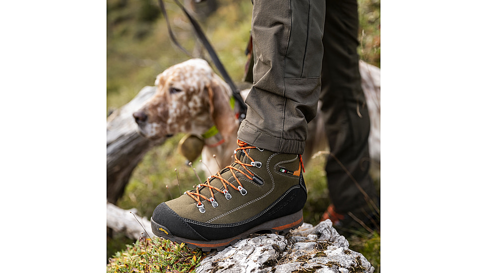 Zamberlan 700 Sierra GTX Hiking Shoes - Mens, FS, 9.5, 0700ZFSM-9.5