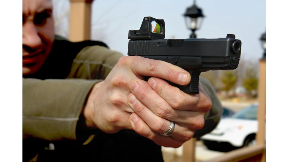 Red Dot Sight on a Handgun