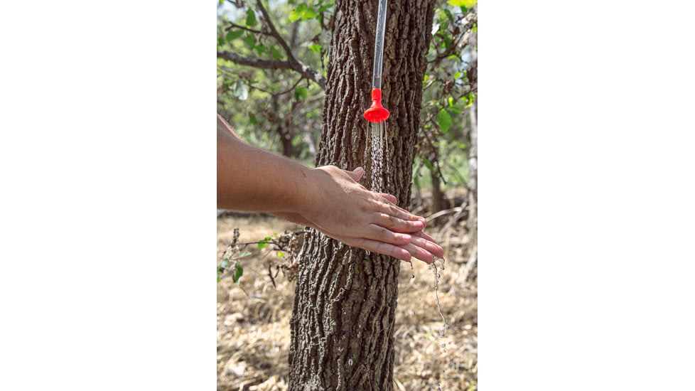 12 Survivors 5 Gallon Solar Shower TS79000