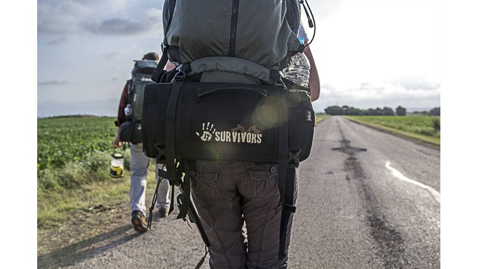 12 Survivors Knife Rollup Kit TS42001B