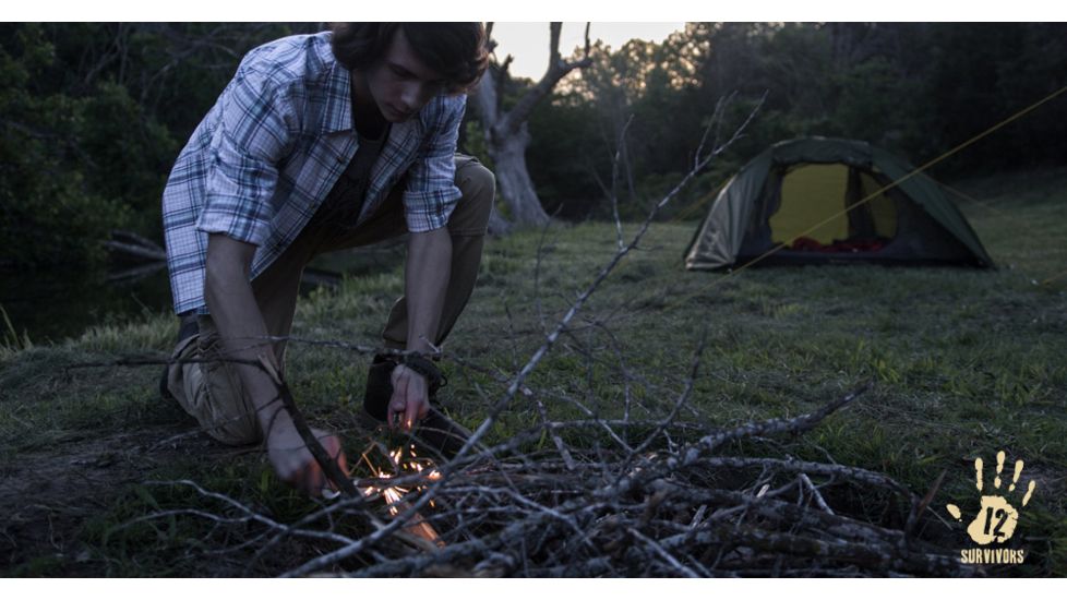 12 Survivors Knife Sharpener &amp; Fire Starter TS76001