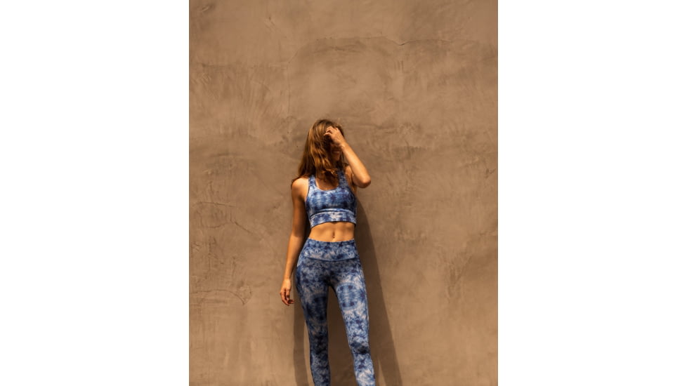 Body Glove Reboot Athletic Crop Top - Tie-Dye Blue 1D4B0CCC, L, Tie dye blue, BGP1204-TDBLUE-L