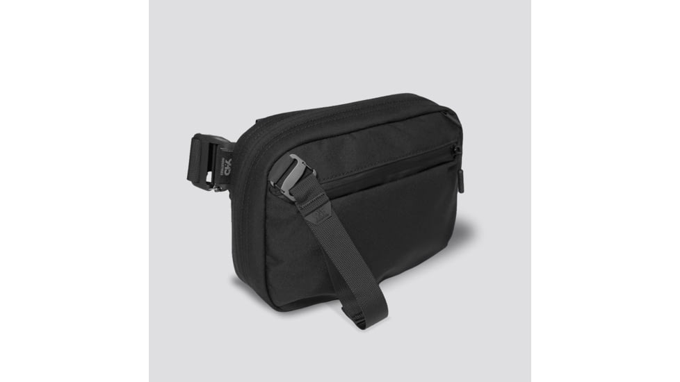 945 Industries QAP Magnetic Full Size Concealment Bag CorduraR Black With Kydex Holster, BAG-QAP-M-FS-CD-BLK-HOL