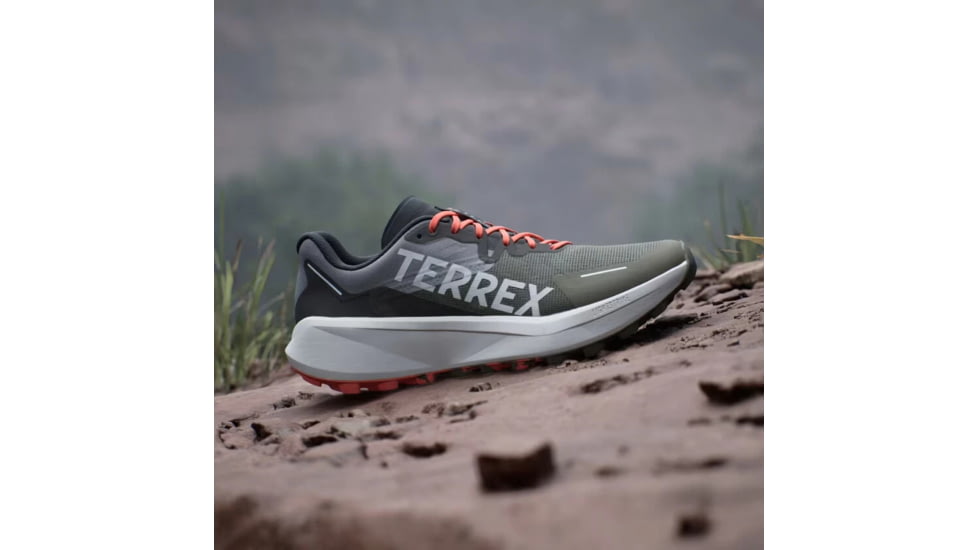 Adidas Terrex IG8840 TERREX AGRAVIC 3, Mens, OLISTR/GREONE/SEIMOR, 10, IG8840-10