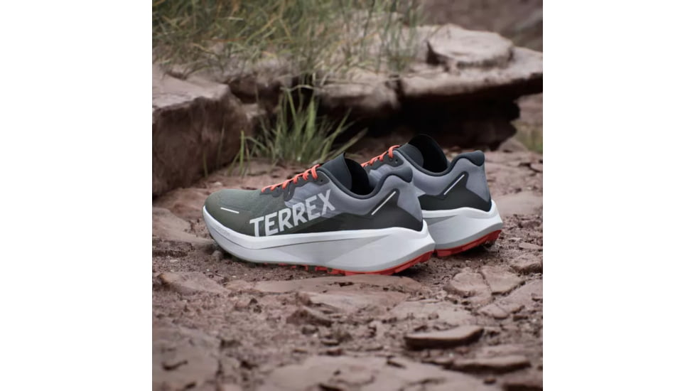 Adidas Terrex IG8840 TERREX AGRAVIC 3, Mens, OLISTR/GREONE/SEIMOR, 10, IG8840-10