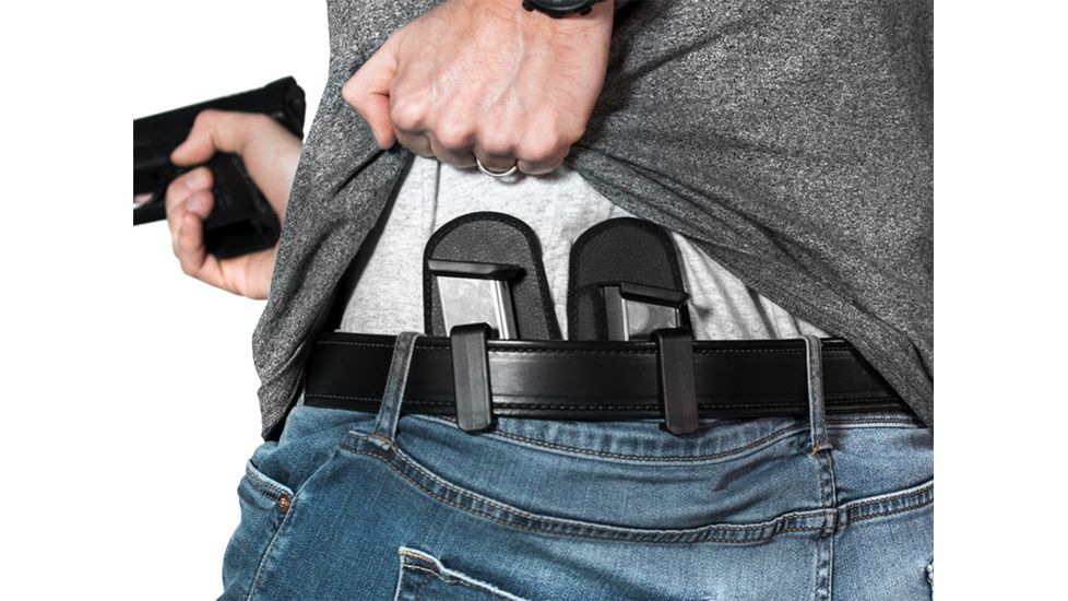 Alien Gear Holsters Mag Carrier Double, .380 Auto/32 ACP, Single Stack, Ridgid, 1.5in Belt Slide, Black, CMCD-1-1-R-15-D