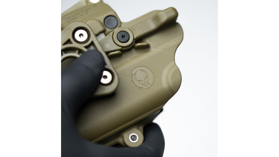 Alien Gear Holsters Rapid Force Polymer Level II OWB Paddle Holster, S&amp;W M&amp;P9c M2.0 Compact 4 In/M&amp;P9 2.0 4.25 In/Per. M&amp;P9 M2.0 C.O.R.E. Ported/Pro Series 4.25 In, Right Hand, Matte Black, Large Light, R2-P-0880-BK-RH-LL-A0-B