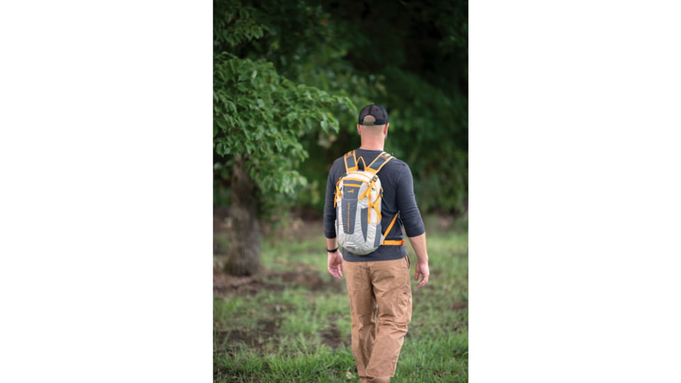 ALPS Mountaineering Hydro Trail 15, gray/apricot, 15L / 953 cu in, 6032047