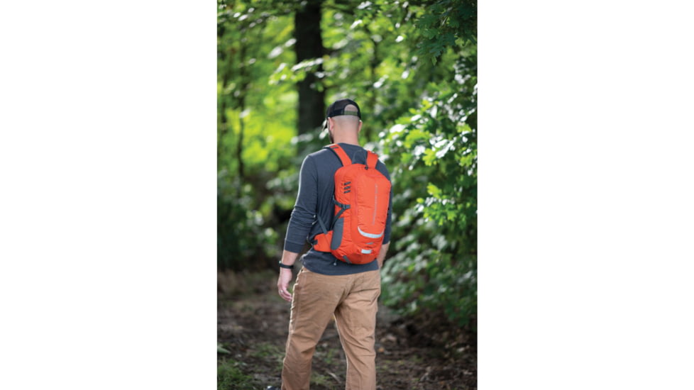 ALPS Mountaineering Hydro Trail 17, chili/gray, 17L / 1038 cu in, 6042052