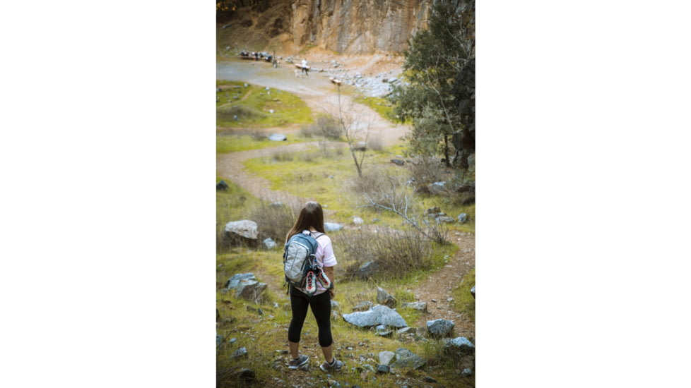 ALPS Mountaineering Hydro Trail 17, gray/navy, 17L / 1038 cu in, 6042050