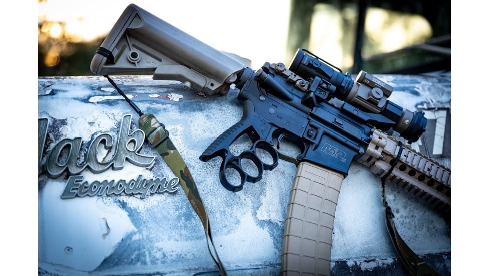 AVRi AR Pistol Grip, Black, AVRI-AR-0100