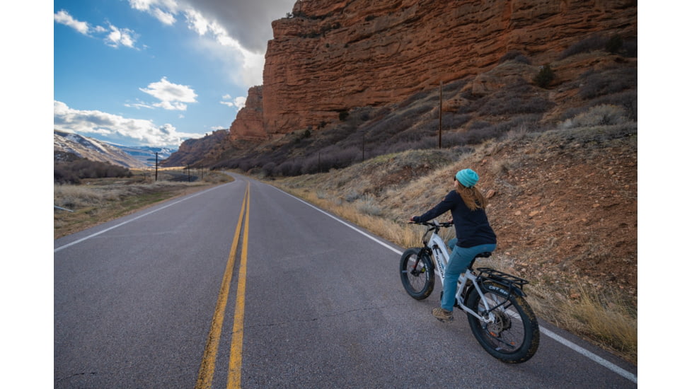 Bakcou Mule Step-Through 24in 19.2ah eBike, Gloss White, 9508735729674