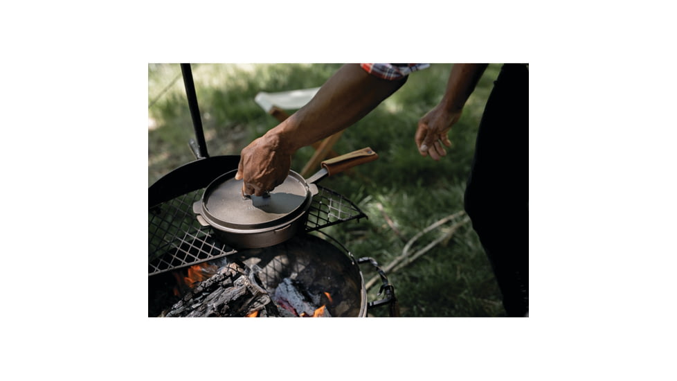 Barebones 10in Cast Iron Skillet, 17in x 10.25in x 2.75in, 2.3lb, CKW-317