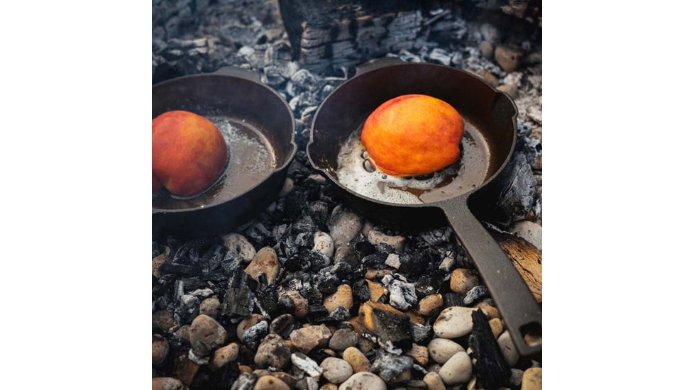 Barebones Cast Iron Skillet 12in