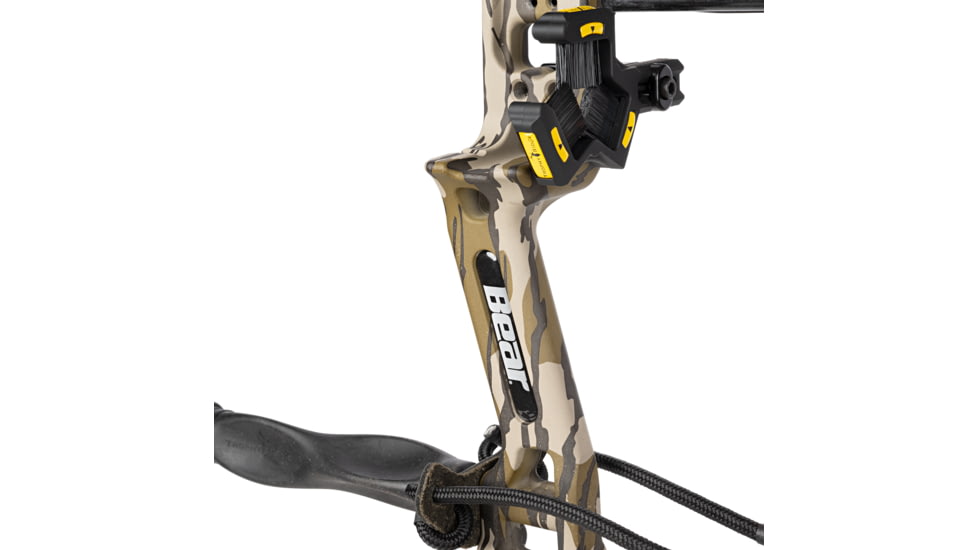 Bear Archery Legit RTH, Mossy Oak Bottomland, LH70, AV23A210B7L
