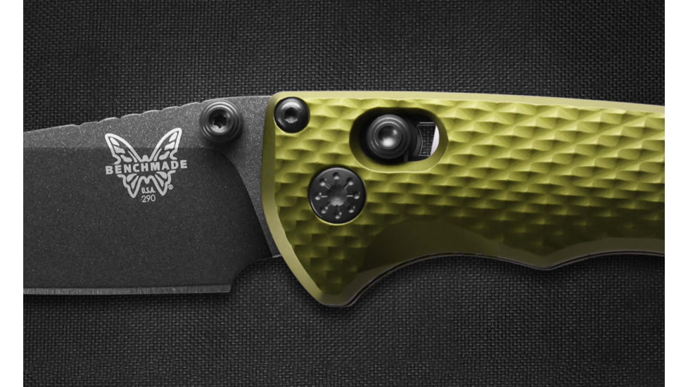 Benchmade Full Immunity Folding Knife, Axis, Stud, 2.5in, CPM-M4, Wharncliffe Blade, Woodland Green Aluminum Handle, 290BK-2