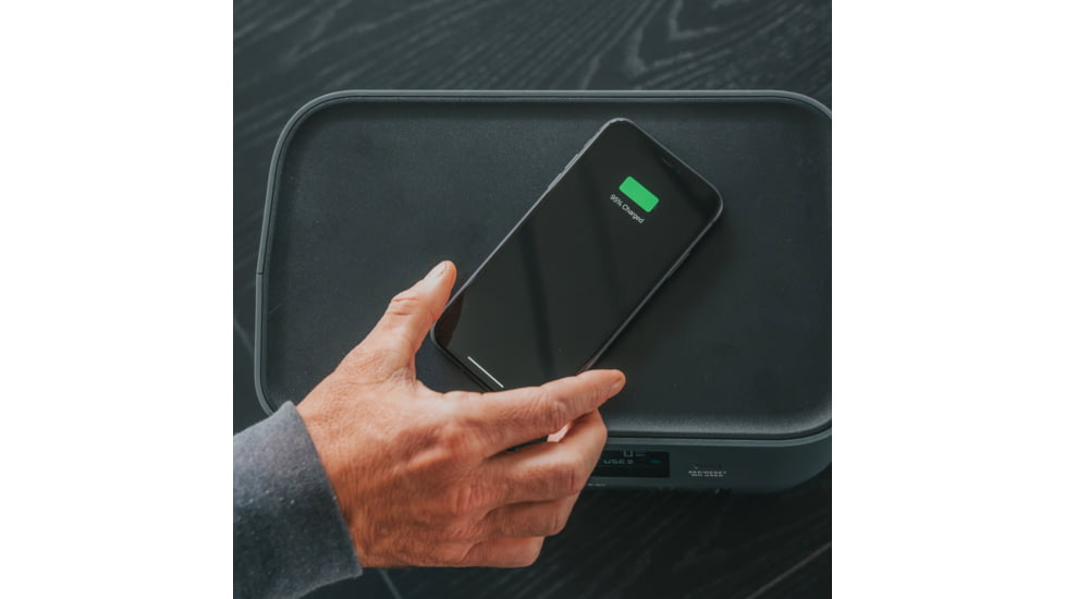 BioLite BaseCharge 600 Portable Power Station, Black, BGA0101