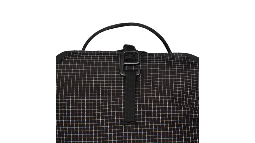 Black Diamond 8L Distance Backpack, Black, Small, BD6800320002SML1