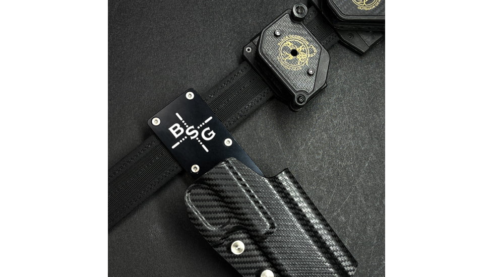 Black Scorpion Outdoor Gear SAR K-12 Sport Pro Heavy Duty Competition Holster, Right, Black/Carbon Fiber, HCD1-USPSABS-SARK12CFRH