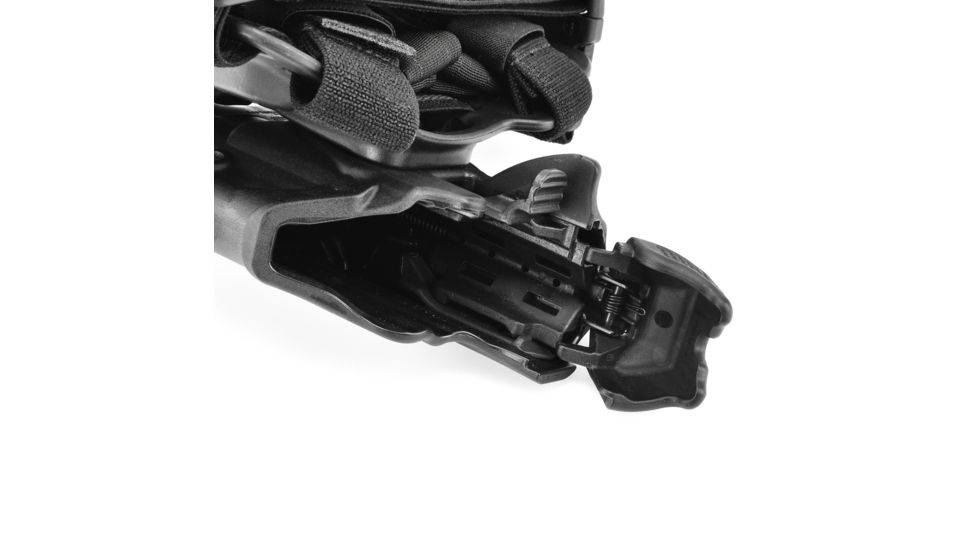 BlackHawk Epoch Level 3 Molded Light Bearing Tactical Holster for Glock 17/22/31,Right Hand 44E600BK-R