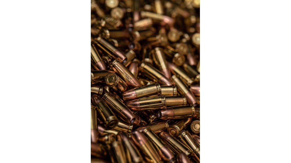 Blackwater Ammunition Defense Grade 9mm 9mm 115 Grain Jacketed Hollow Point Brass Cased Centerfire Pistol Ammo, 20 Round, BWA-5007