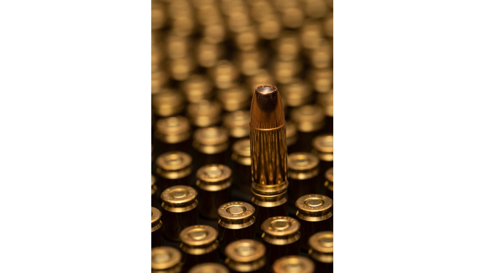 Blackwater Ammunition Defense Grade 9mm 9mm 115 Grain Jacketed Hollow Point Brass Cased Centerfire Pistol Ammo, 20 Round, BWA-5007