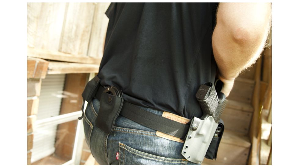 Blue Force Gear Belt Mounted Ten-Speed Hand Cuff Pouch With Adjustable Belt Loop In, Black BT-TSP-CUFF-01-BK