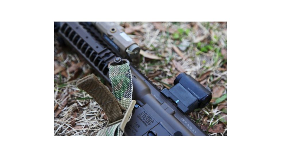 Blue Force Gear Vickers 2-To-1 Sling, Red Swivel Version, Nylon Adjuster And Hardware, Multicam VCAS-2TO1-RED-125-AA-MC