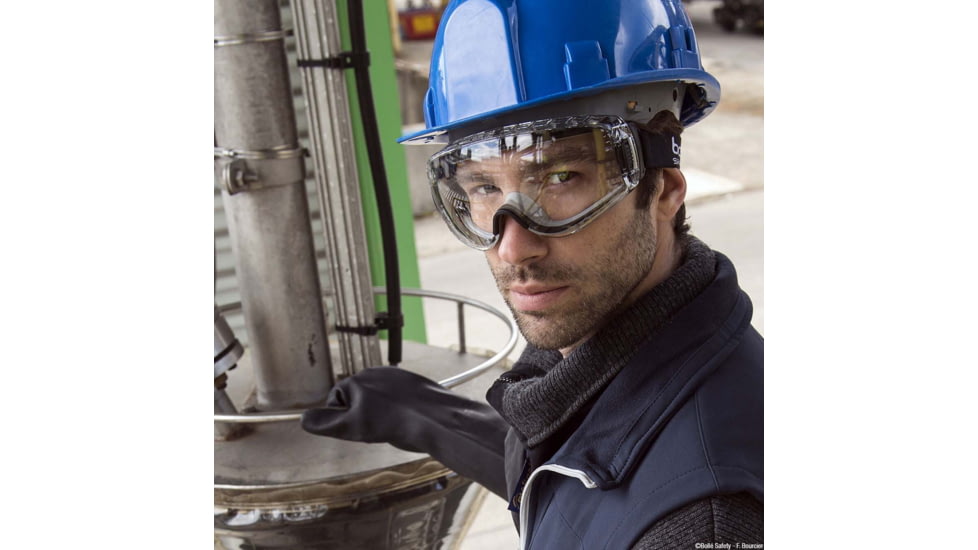 Bolle Pilot 2 Safety Goggle Safety Pc Clear Platinum Vented Tpr Vented Black - 40274