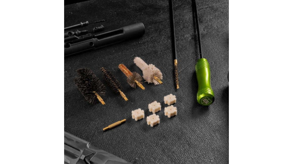 Breakthrough Clean Technologies AR15 Upper Brush Set w/ Chamber Pads, Black / Green, AR15, BT-AR15UBS