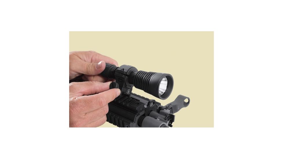 Browning 9V Flashlight, Picatinny Rail Mount 3743211