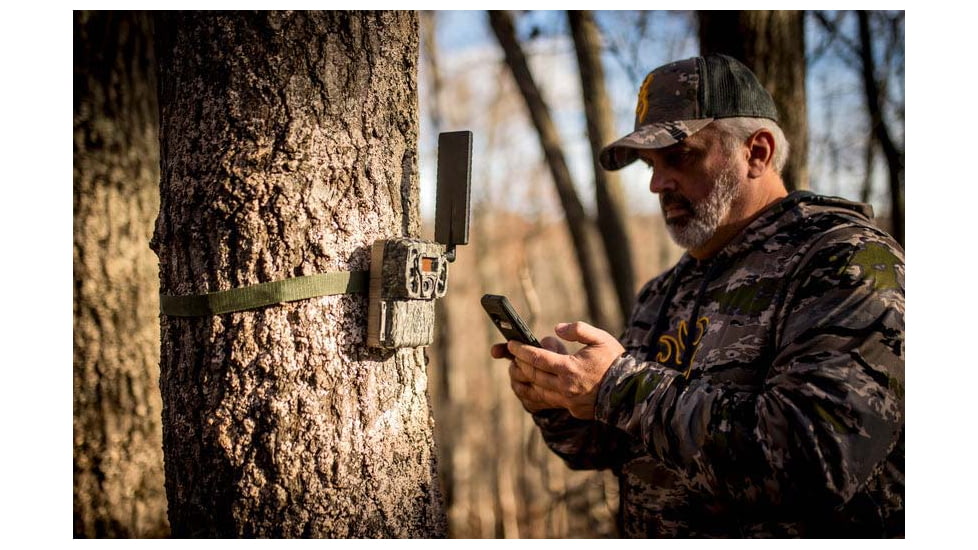 Browning Defender Vision Pro HD Cellular Camera