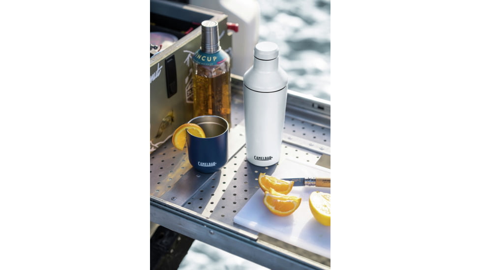 CamelBak Horizon Leak-Proof Insulated Stainless Steel Cocktail Shaker, White, 20oz, 2847101000