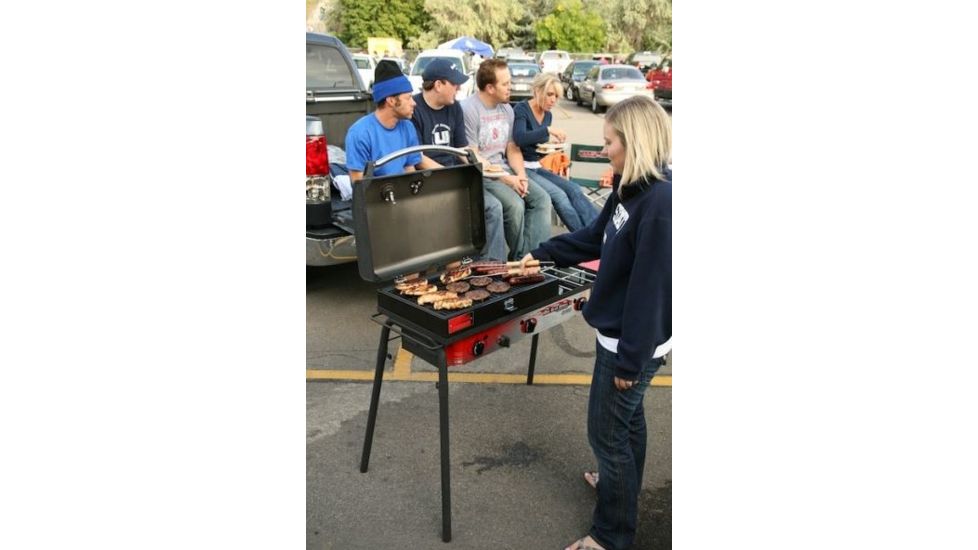 Camp Chef Big LP Gas Grill, 608Sq. inch. Cooking Area, 3 Burner, Red SPG90BCC