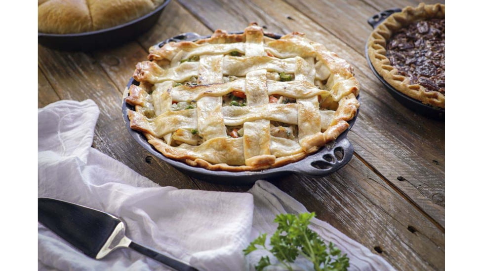 Camp Chef Cast Iron Pie Pan, 10in Diameter, Black, CIPIE10