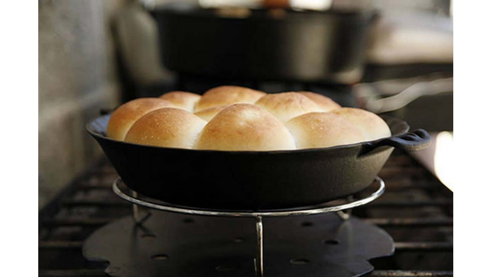 Camp Chef Cast Iron Pie Pan, 10in Diameter, Black, CIPIE10