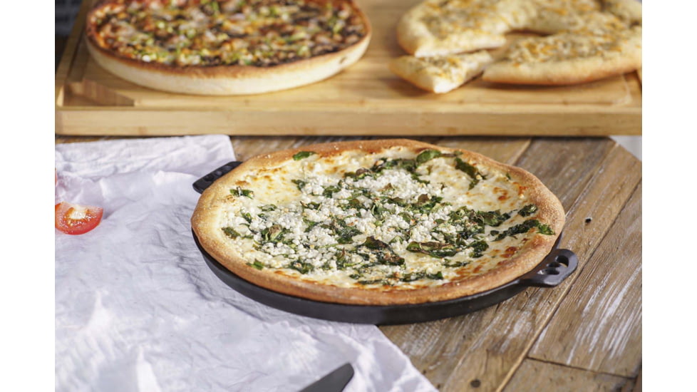 Camp Chef Cast Iron Pizza Pan, 14in Diameter, Black, CIPZ14