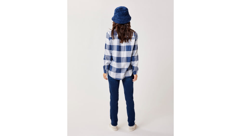 Carve Designs Fairbanks Supersoft Shirt - Womens, Navy Plaid, Medium, TKSS70-909-MD