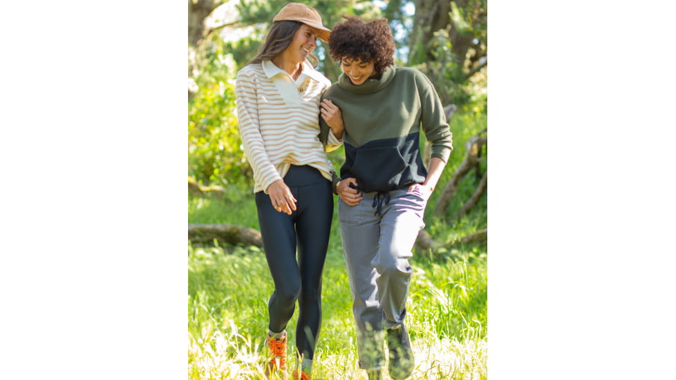 Carve Designs Rowayton Colorblock Cowl - Womens, Fir/Black, Large, FLRC20-392-LG