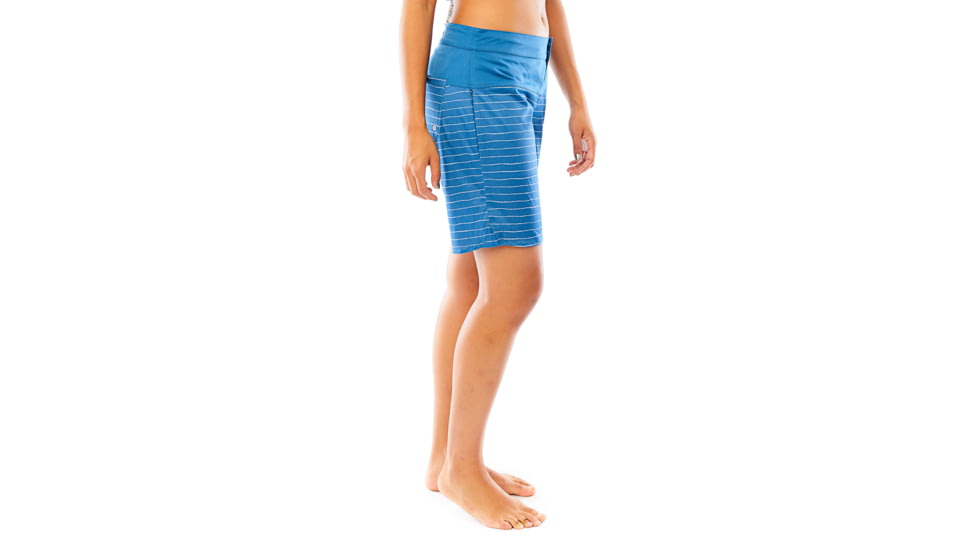 Carve Designs Shaka Short, Womens, Water Stripe with Indigo, 02, SHBP18-977-02