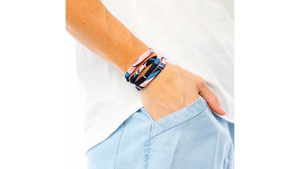 Carve Designs Water Bracelet, Flamingo Palms, OS, HTBC25-695-OS