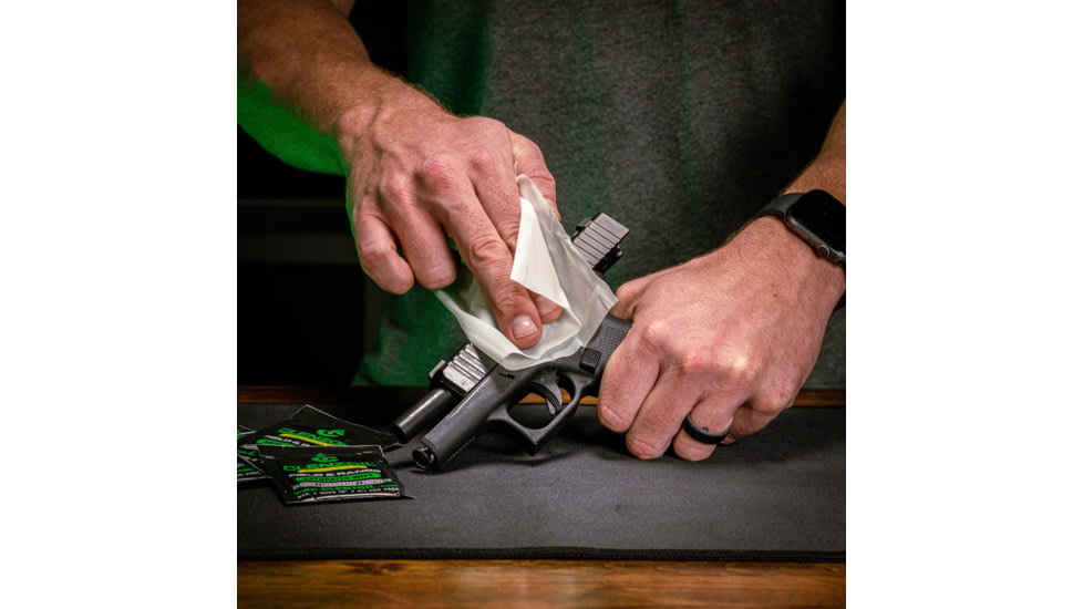 Clenzoil Field &amp; Range Single Wipe Multi-Pack, 10 Wipe Packets, 4416