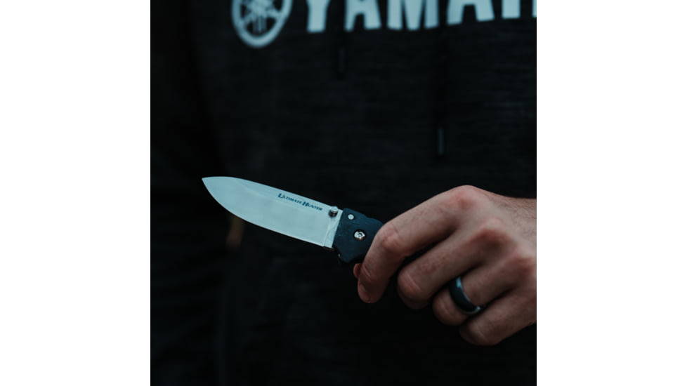 Cold Steel Ultimate Hunter, 3.5in Blade Length, American S35VN Steel Knife, CS-30U