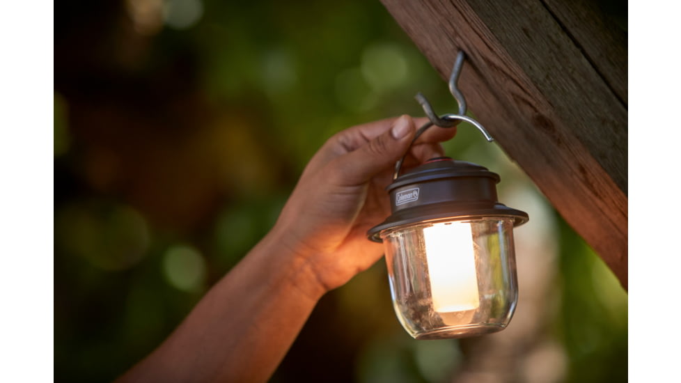 Coleman Classic Recharchable 400 Lumens LED Lantern, Black, CM1011510001-27