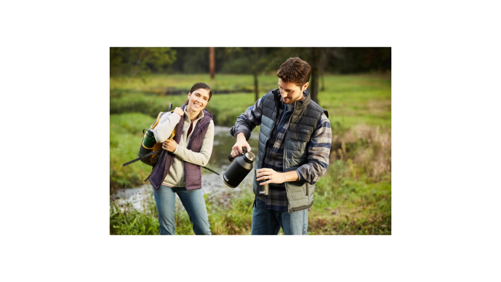 Coleman Coleman Growler, 64 oz, Black, 64, CMSSGROWLER64