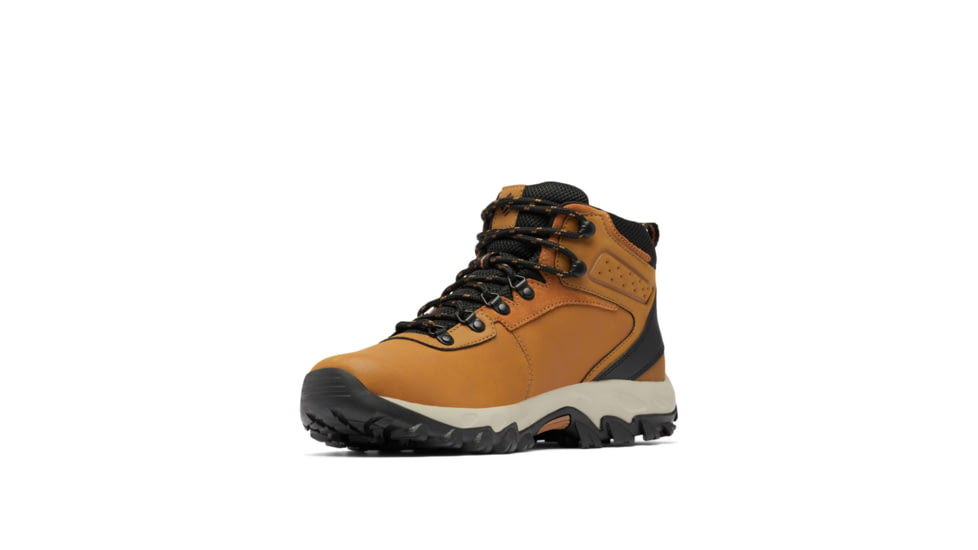 Columbia Newton Ridge Plus II Waterproof Hiking Boot - Mens, Elk/Black, 8US, 1594731289Elk, Black8